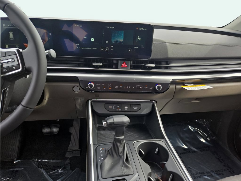Certified 2025 Kia Carnival FWD image 26