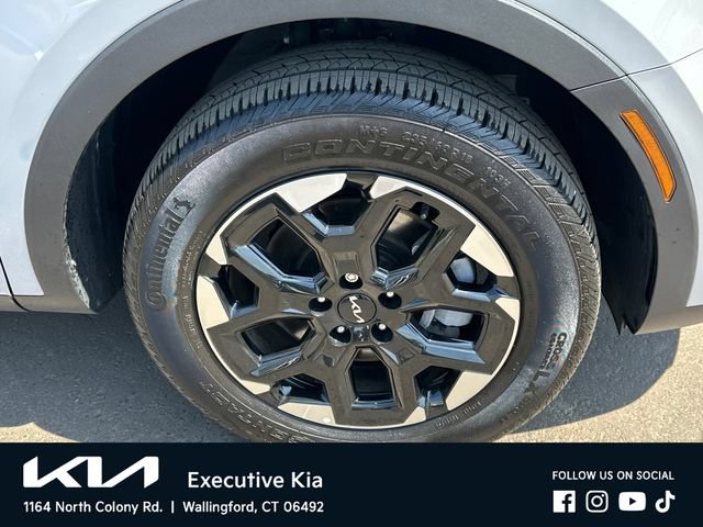 Certified 2025 Kia Sorento S AWD/4WD image 7