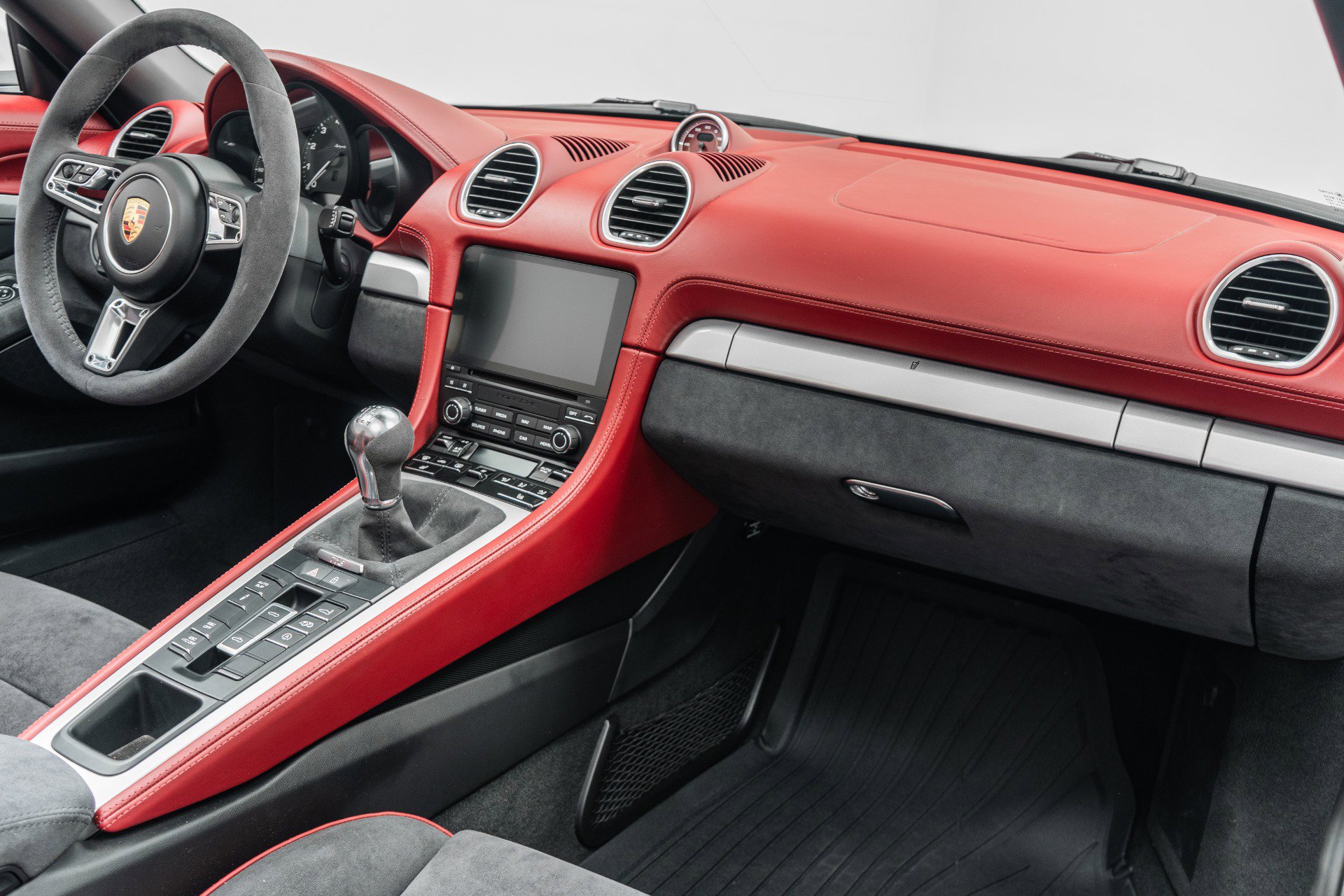 Used 2021 Porsche 718 Boxster Spyder RWD image 14