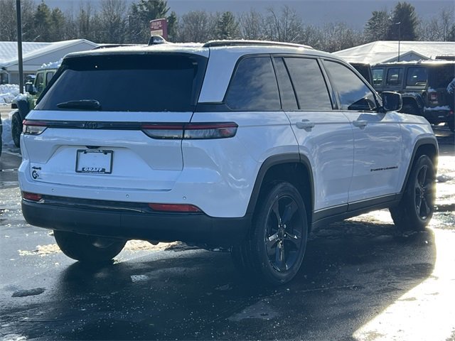Certified 2023 Jeep Grand Cherokee Altitude image 46