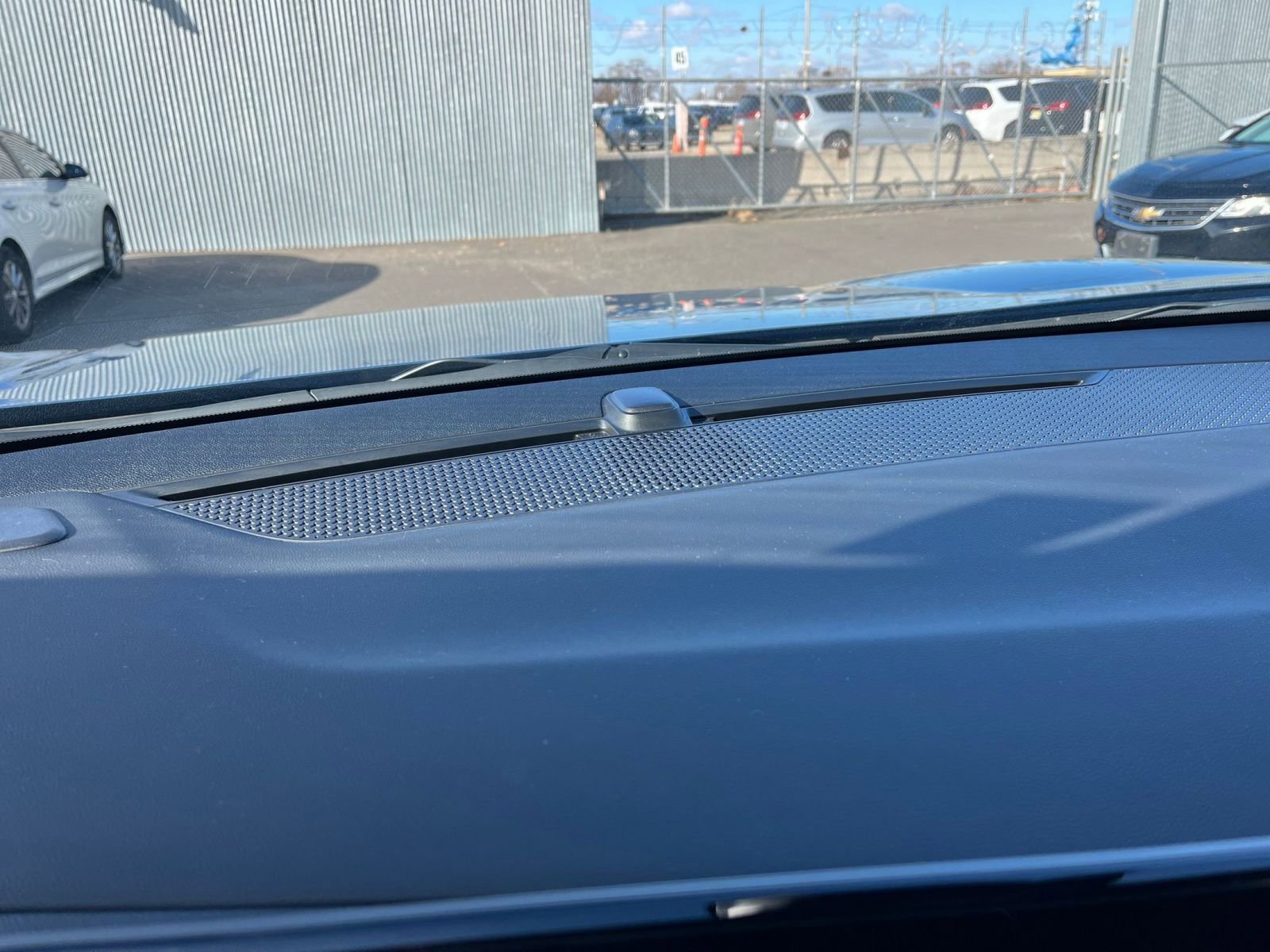 Used 2025 Chevrolet Equinox LT image 18