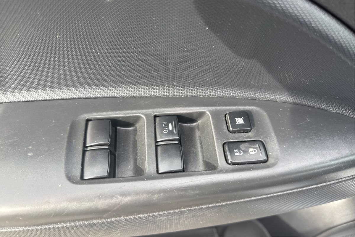 Used 2020 Mitsubishi Mirage G4 ES image 30