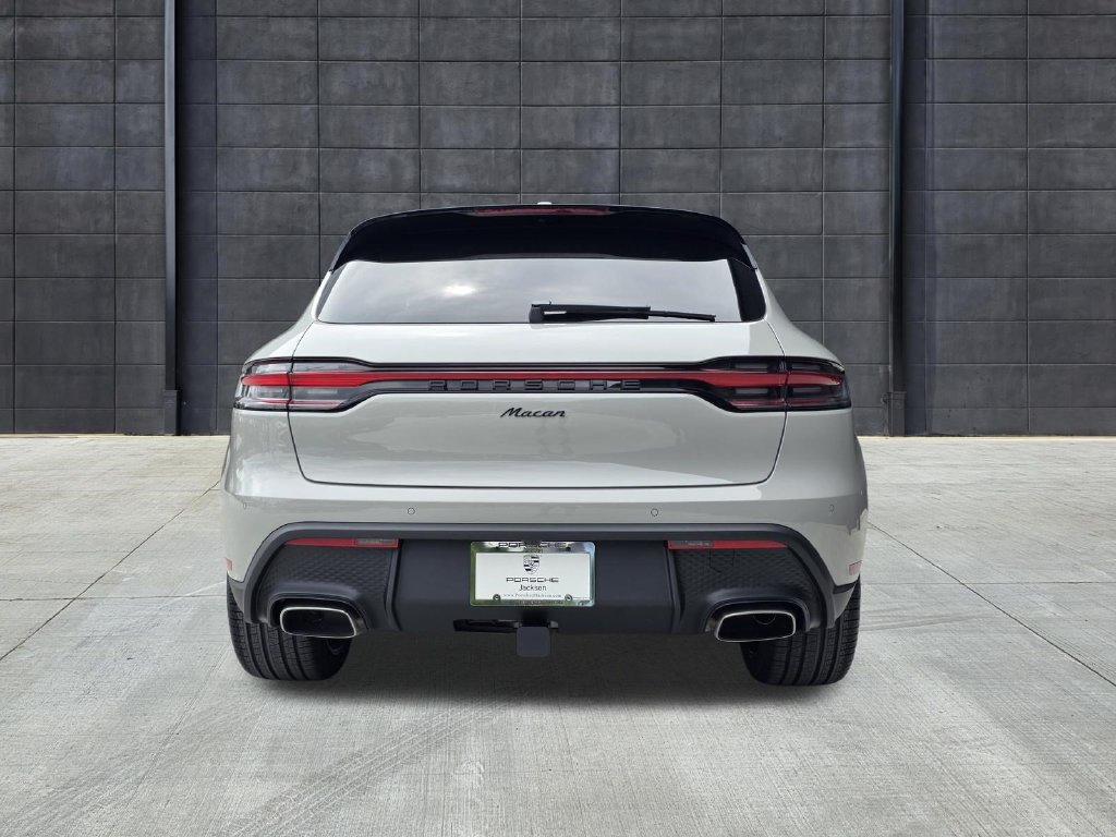 New 2026 Porsche Macan AWD/4WD image 10