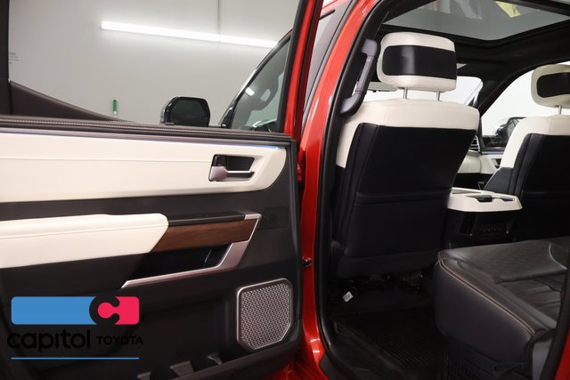 Used 2024 Toyota Tundra Capstone AWD/4WD image 34