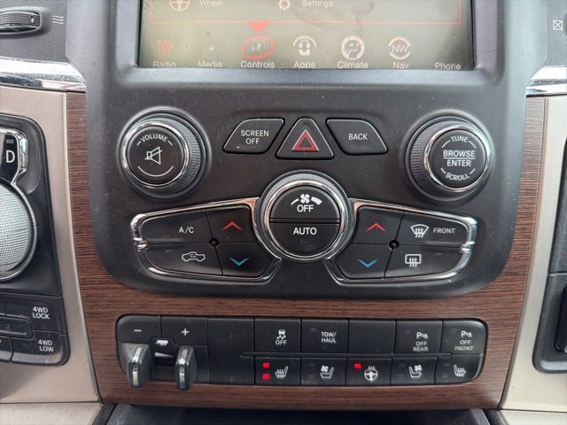 Used 2015 RAM 1500 Laramie w/ Convenience Group image 30