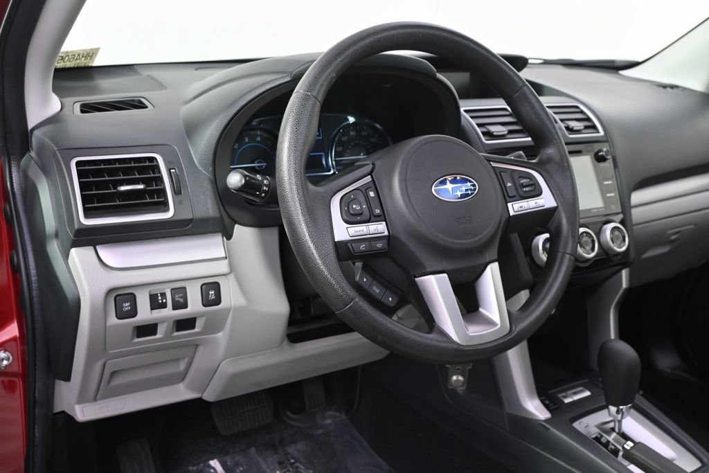 Used 2017 Subaru Forester 2.5i Premium AWD/4WD image 12