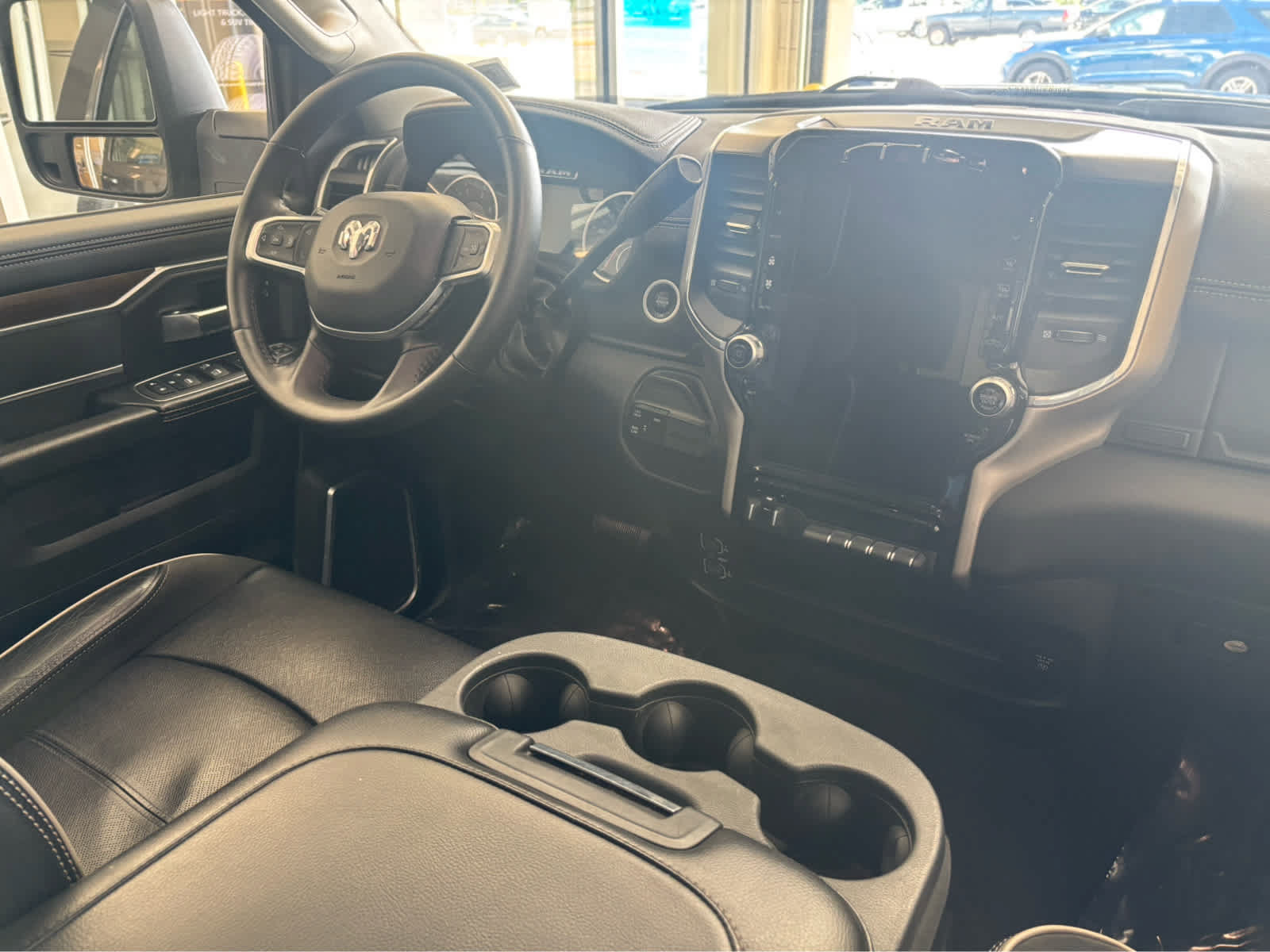 Used 2024 RAM 2500 Laramie AWD/4WD image 22
