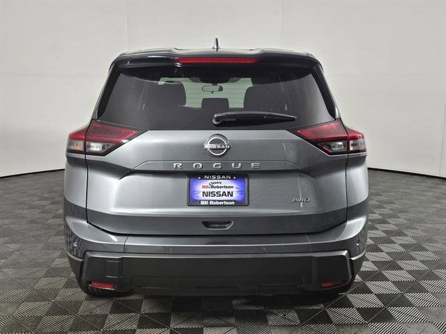 Used 2025 Nissan Rogue SV image 5