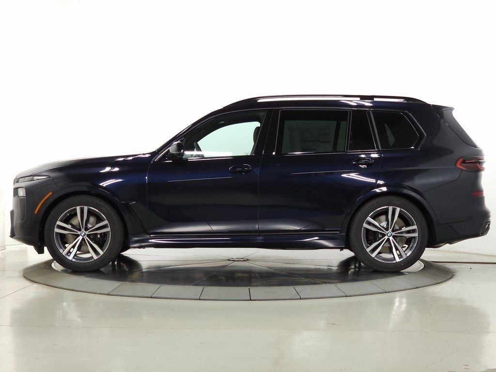New 2026 BMW X7 M60i image 4