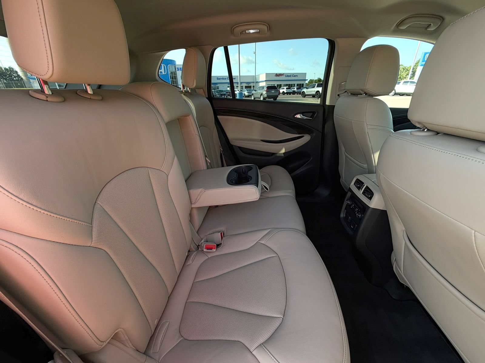 Used 2020 Buick Envision Essence FWD image 28