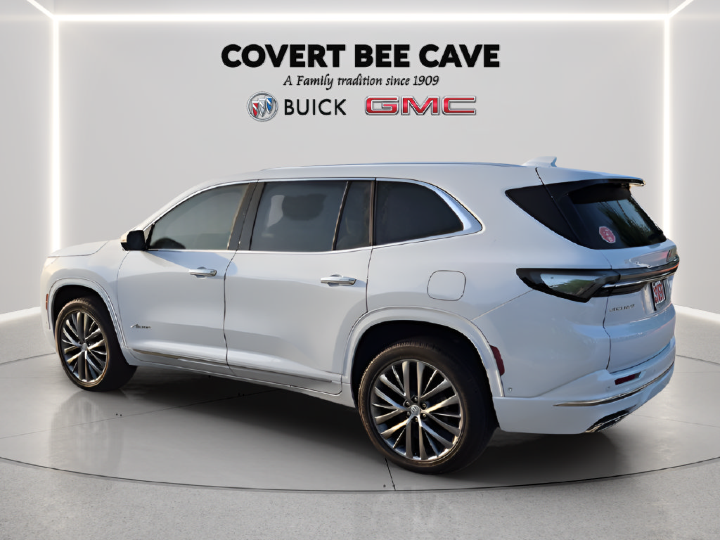 New 2026 Buick Enclave Avenir w/ Super Cruise Package FWD image 8