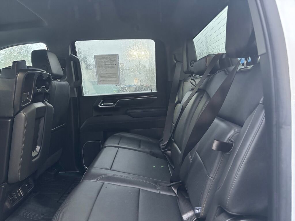 Certified 2025 GMC Sierra 3500 SLT w/ X31 Off-Road Package image 14