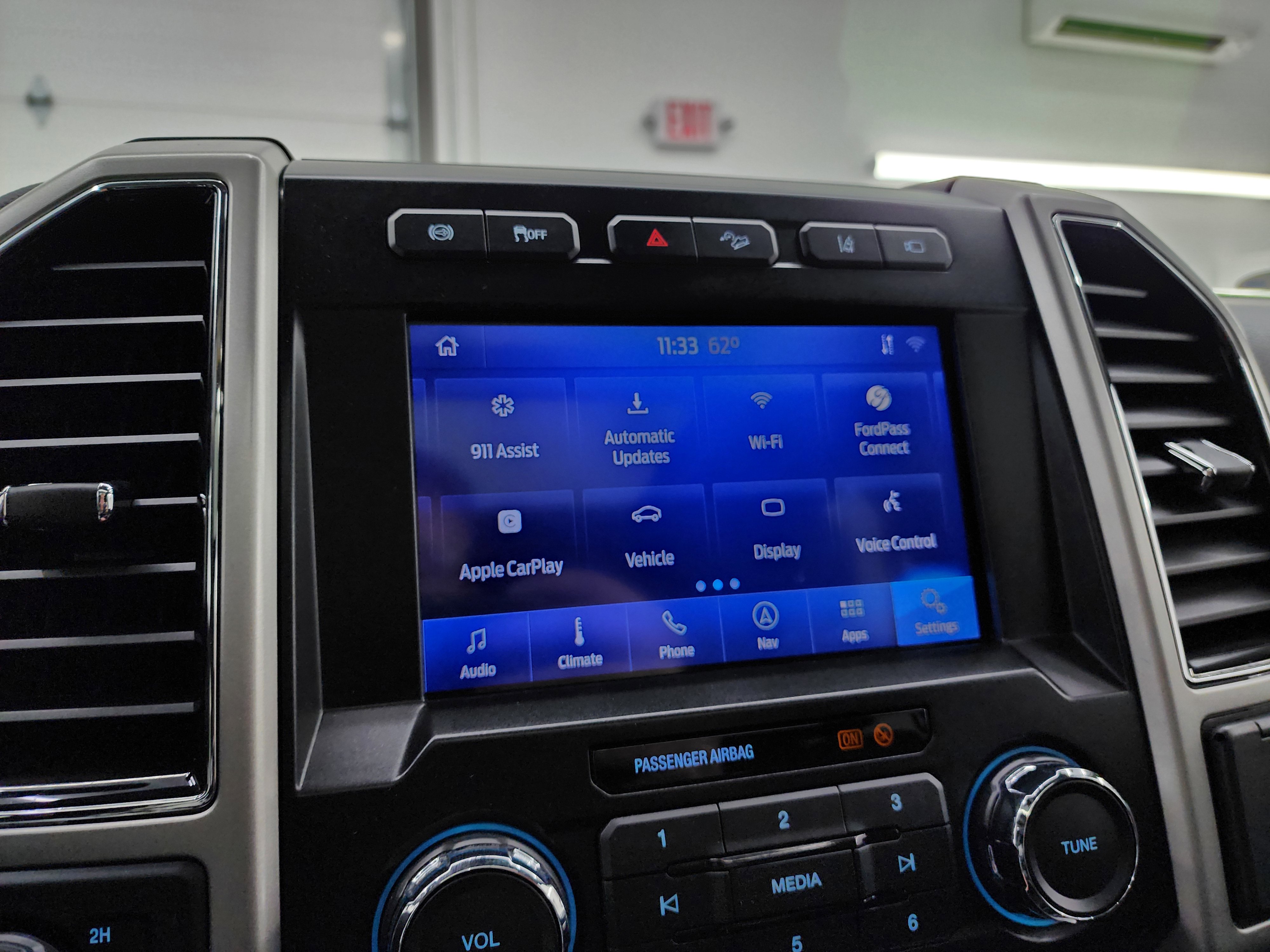 Used 2020 Ford F350 Lariat w/ Lariat Ultimate Package image 64