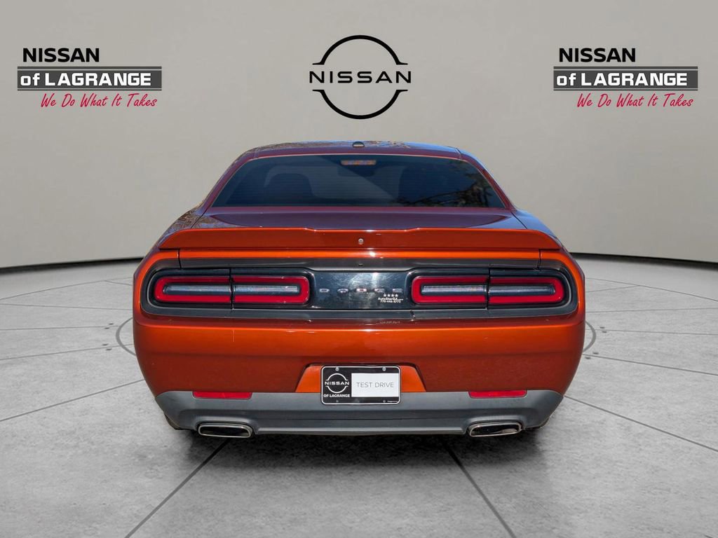 Used 2021 Dodge Challenger SXT image 10