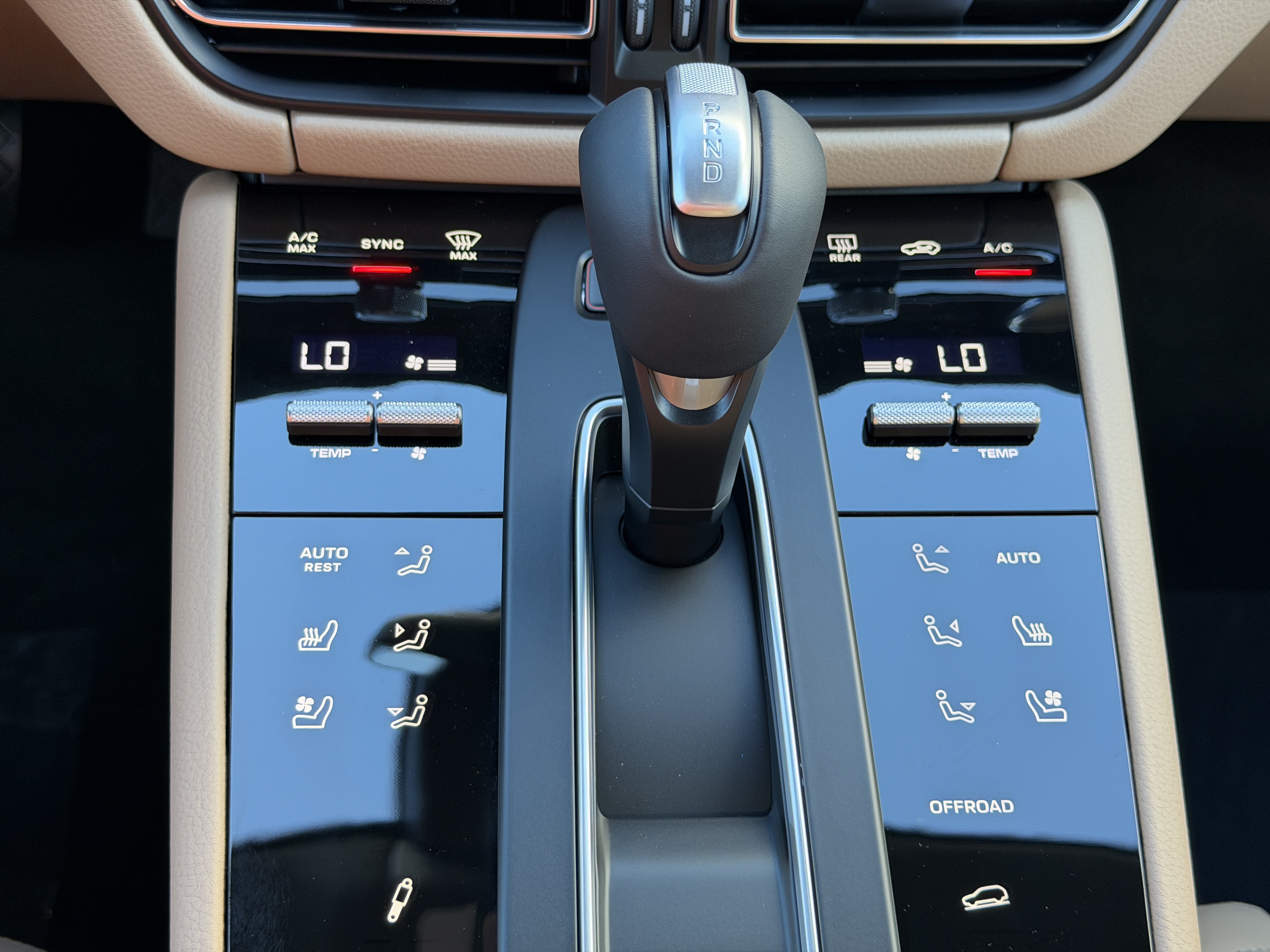 New 2026 Porsche Macan S AWD/4WD image 32