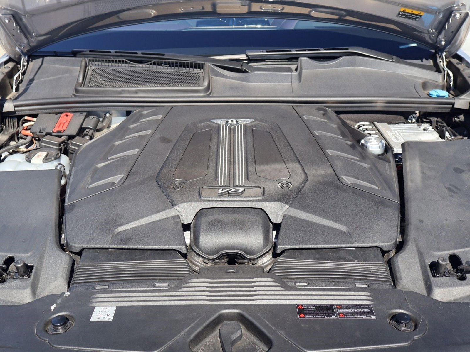 Certified 2023 Bentley Bentayga Extended Wheelbase image 22