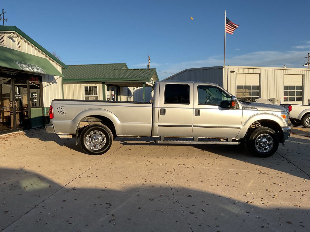 Used 2016 Ford F250 XLT w/ XTR Plus Package image 2