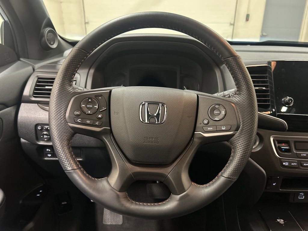 Used 2024 Honda Passport TrailSport image 17