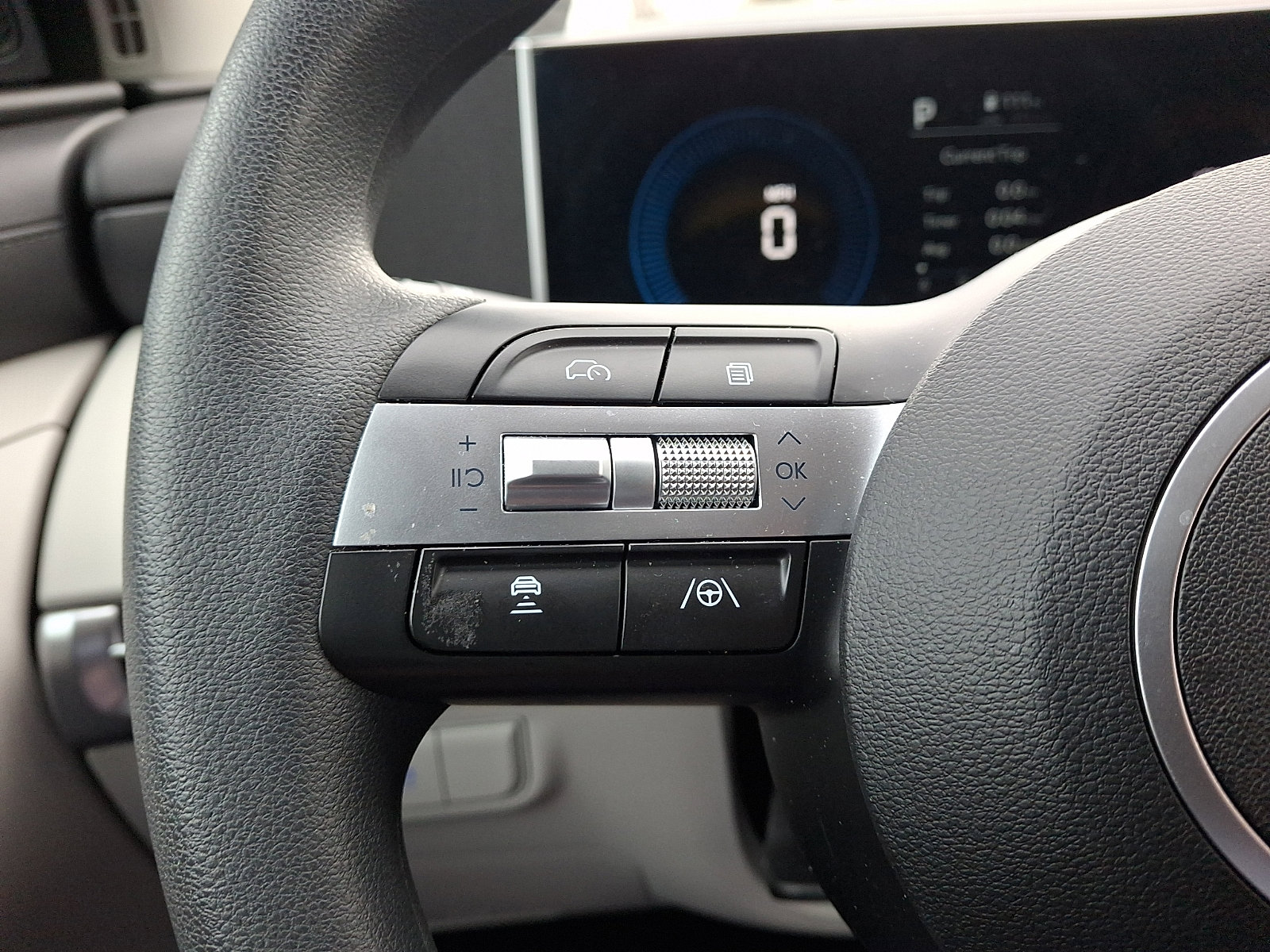 Used 2025 Hyundai Tucson SE image 22