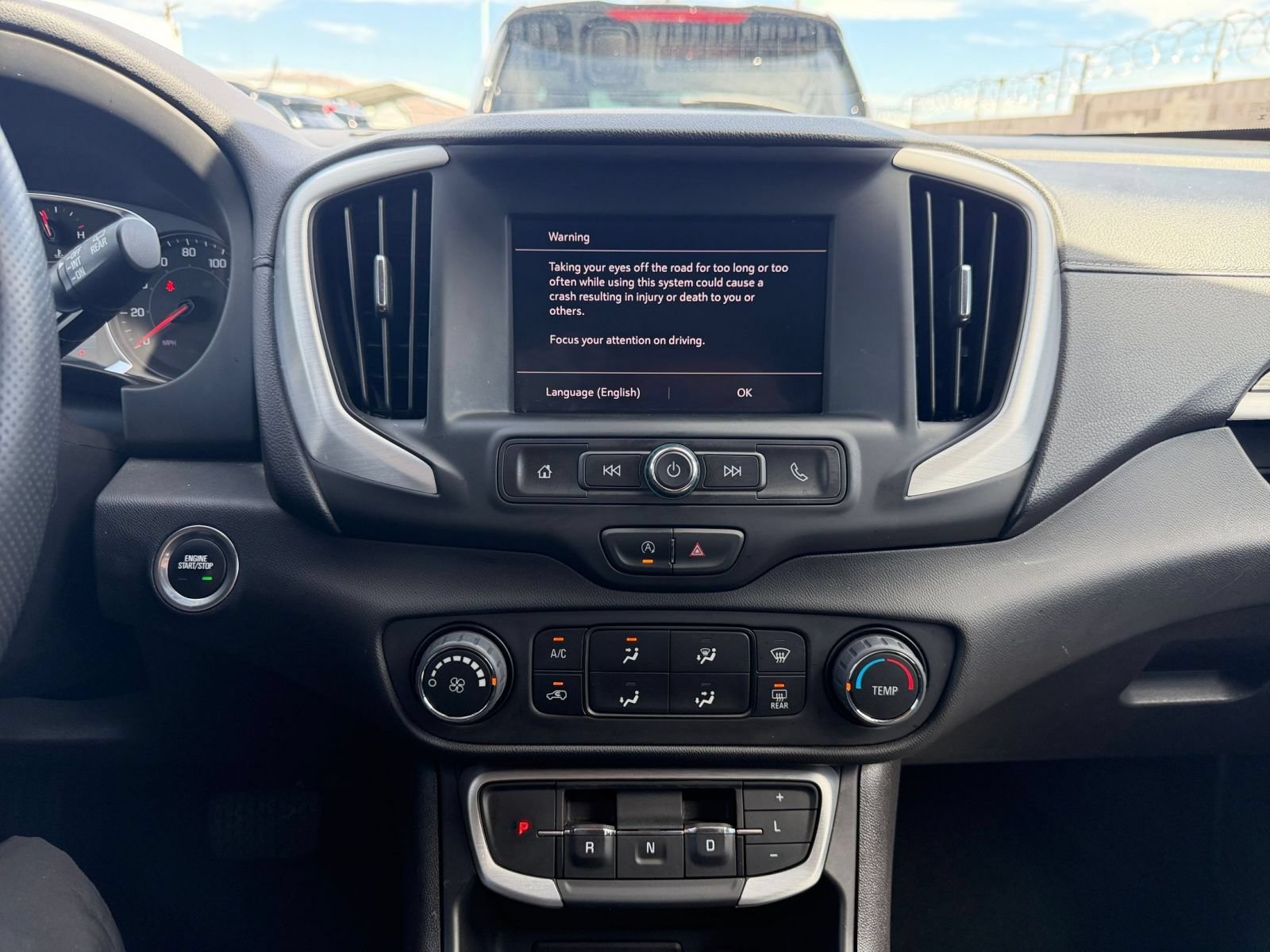 Used 2024 GMC Terrain SLE FWD image 17