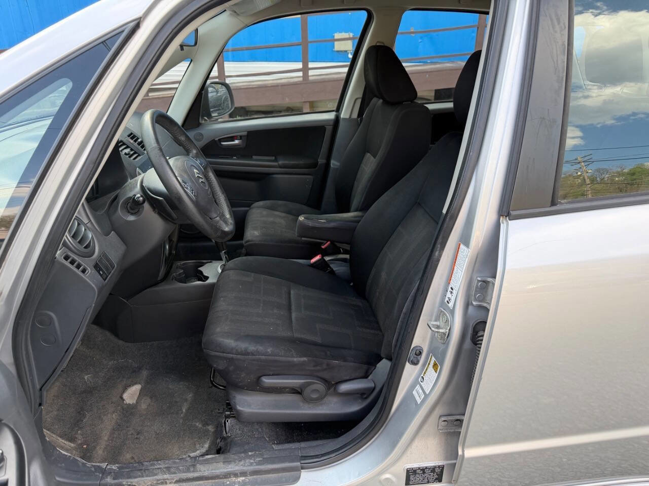 Used 2012 Suzuki SX4 Sportback FWD image 9