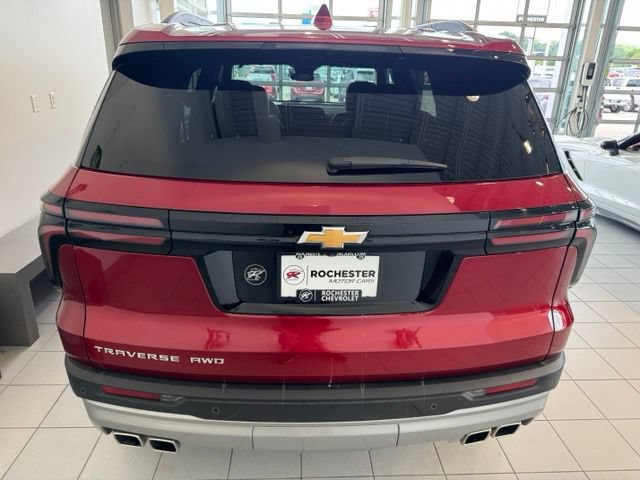 Used 2025 Chevrolet Traverse LT w/ Driver Confidence Package AWD/4WD image 43