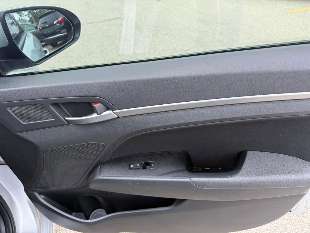 Used 2018 Hyundai Elantra SEL w/ Cargo Package FWD image 22
