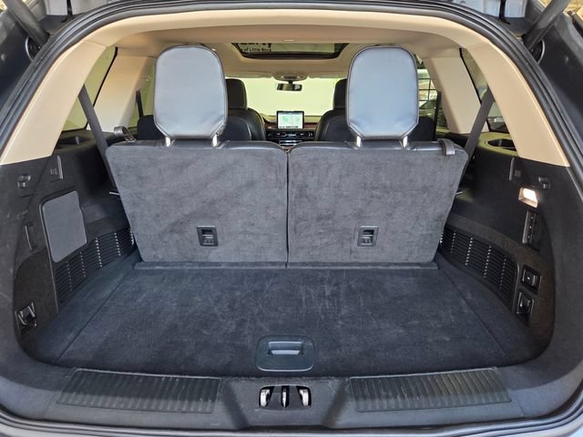 Used 2023 Lincoln Aviator Reserve AWD/4WD image 18