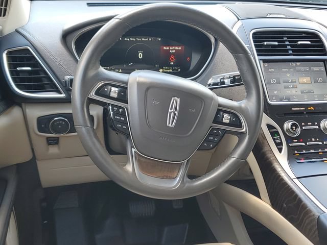 Used 2019 Lincoln Nautilus Select AWD/4WD image 11