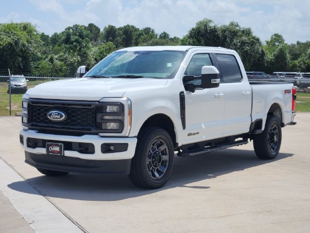 Used 2023 Ford F250 Lariat w/ Sport Appearance Package AWD/4WD image 3
