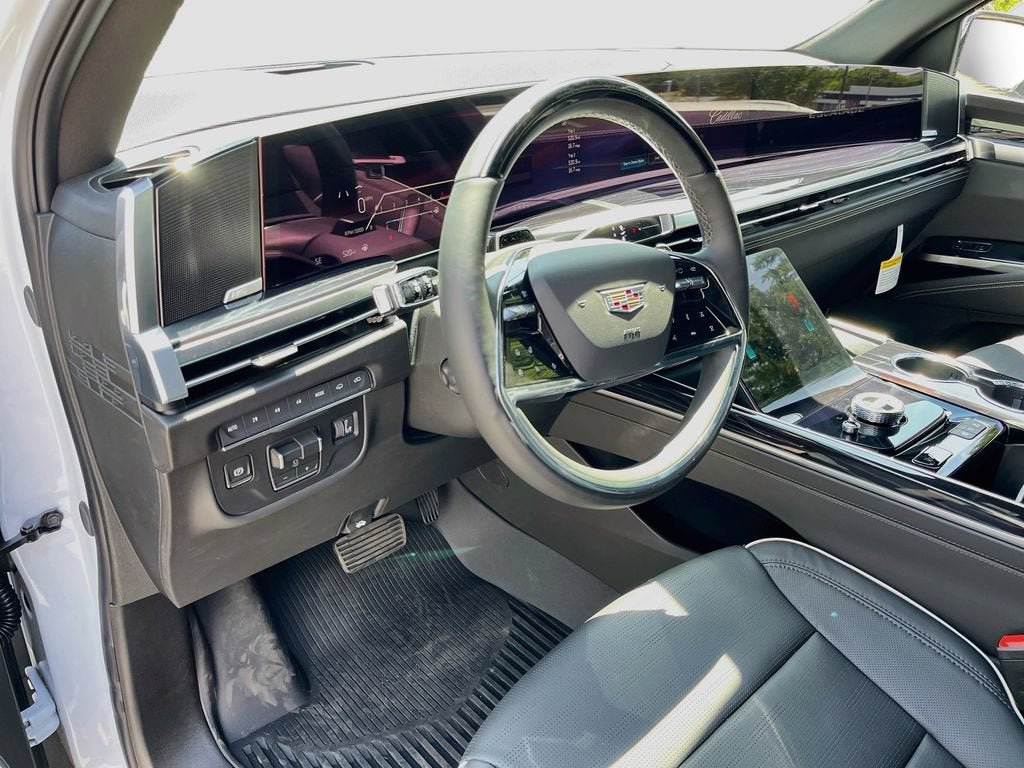 New 2026 Cadillac Escalade Sport w/ Touring Package AWD/4WD image 7