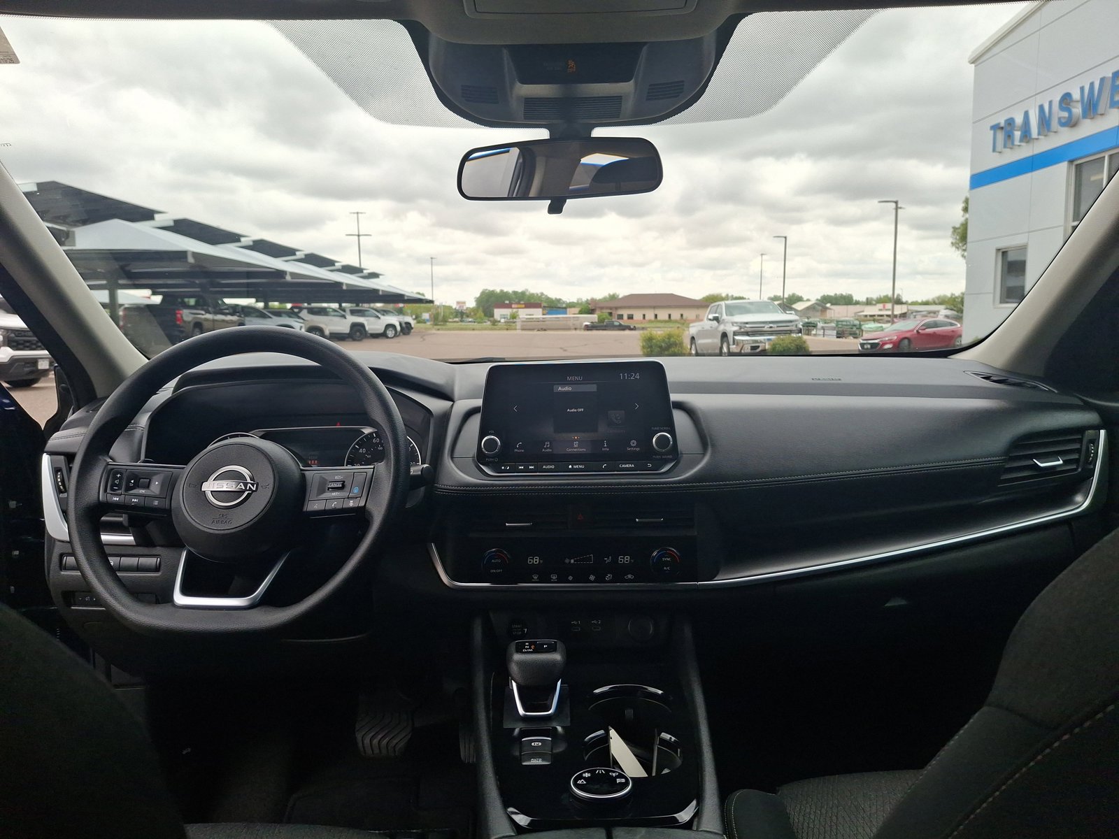 Used 2024 Nissan Rogue SV AWD/4WD image 11