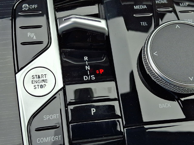 Certified 2024 BMW X5 M60i AWD/4WD image 18