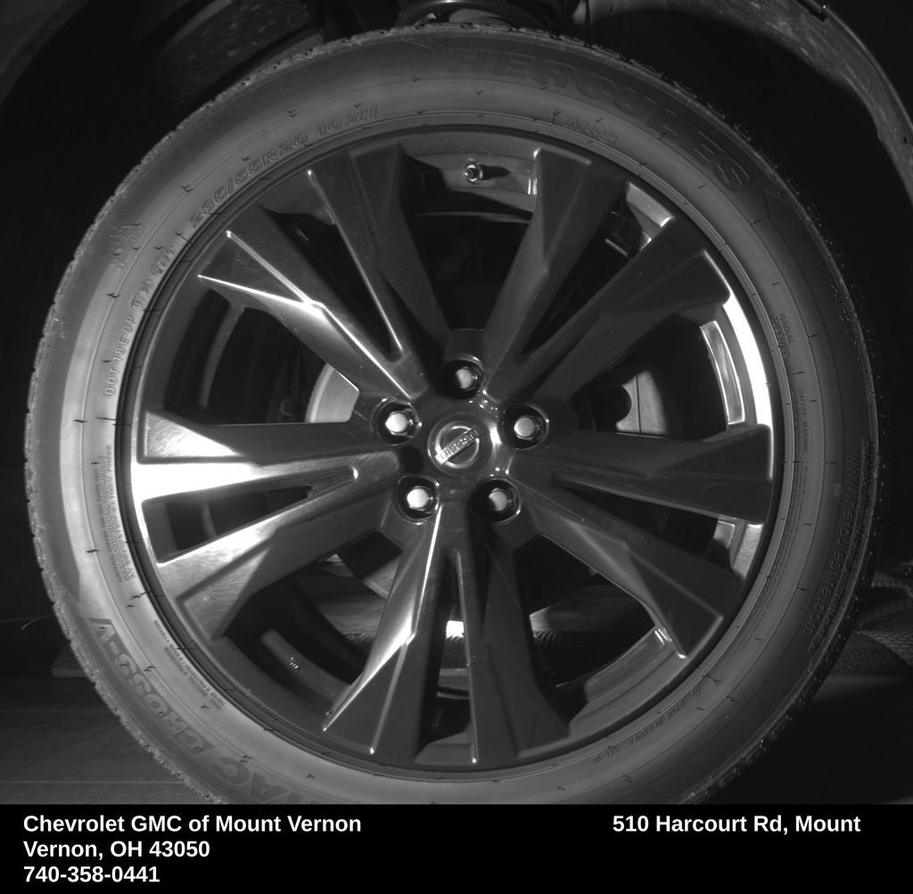Used 2018 Nissan Pathfinder SL w/ Midnight Edition Package AWD/4WD image 14