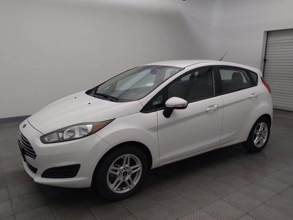 Used 2018 Ford Fiesta SE w/ Cold Weather Package FWD image 2