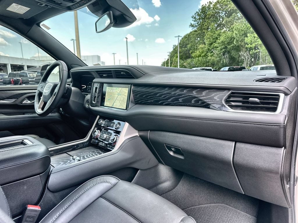 Certified 2024 GMC Yukon Denali AWD/4WD image 29