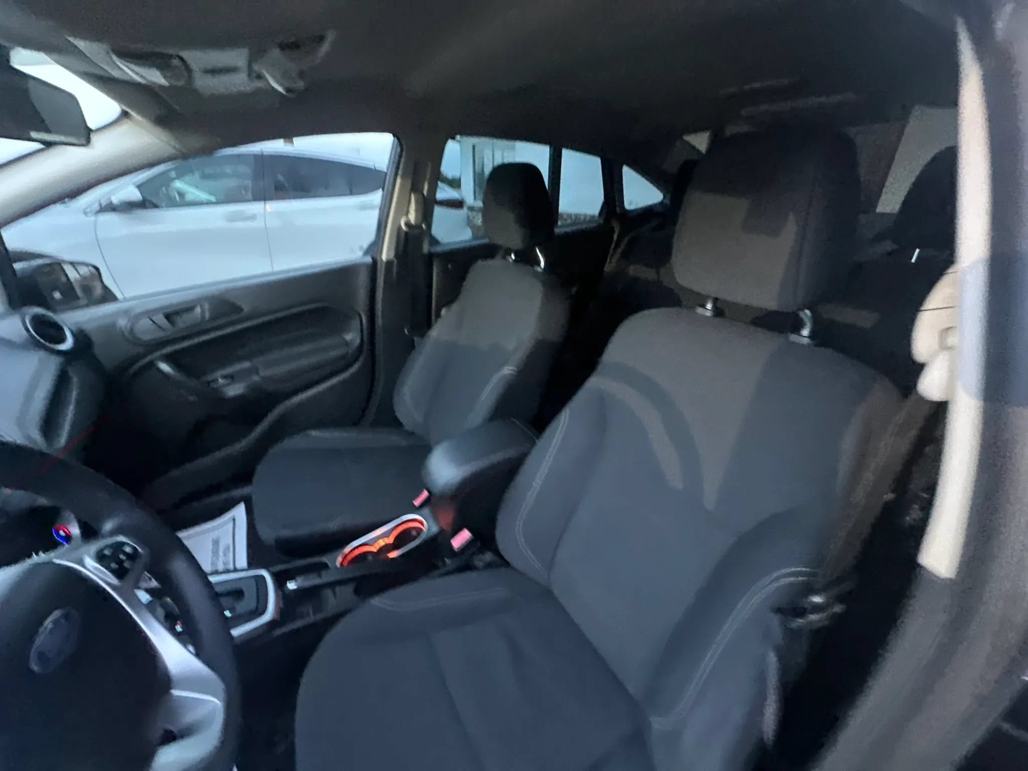 Used 2018 Ford Fiesta SE FWD image 34
