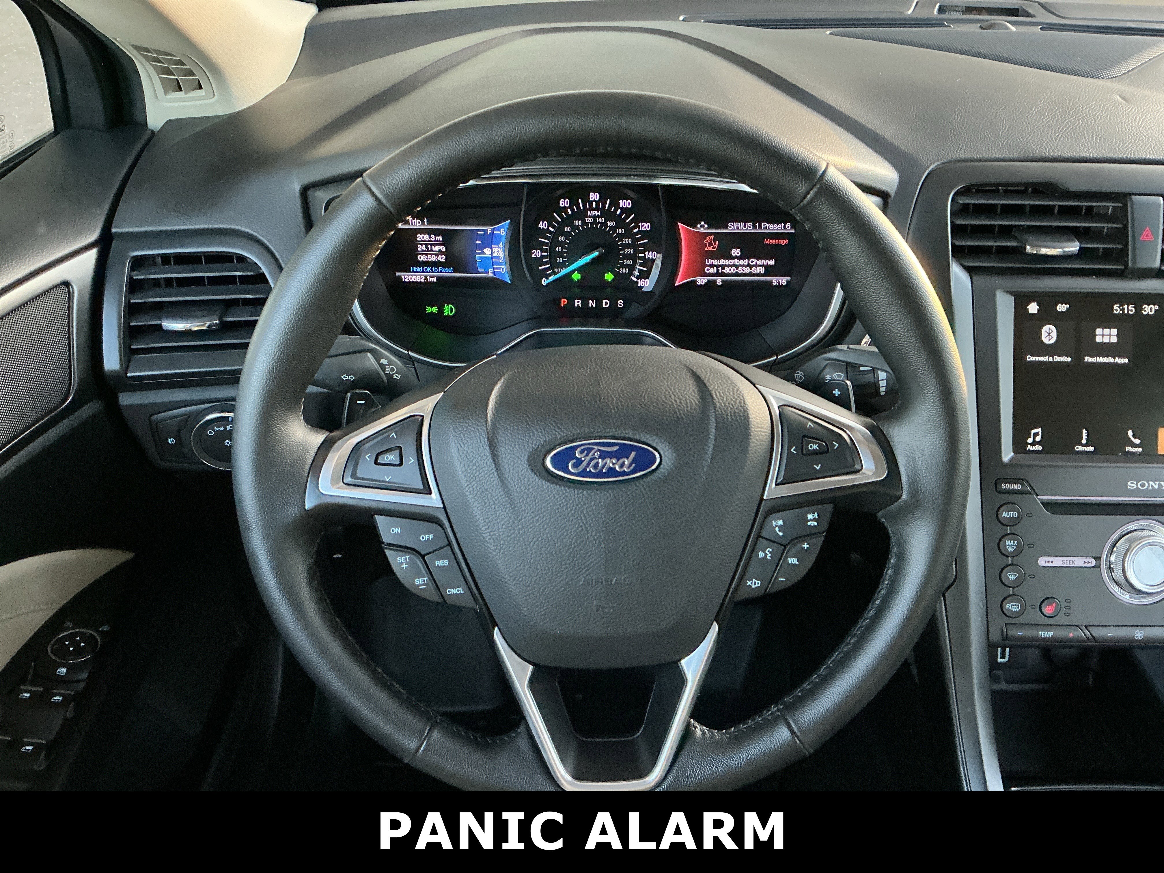 Used 2017 Ford Fusion Titanium image 5