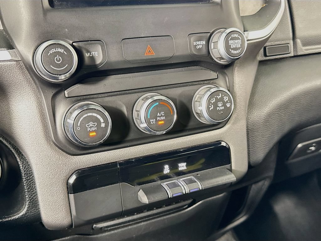 Used 2021 RAM 1500 Big Horn RWD image 17