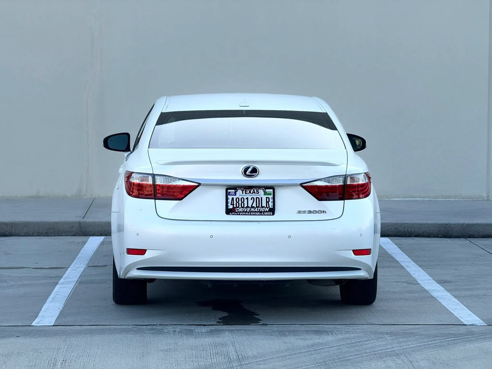 Used 2014 Lexus ES 300h w/ Luxury Package w/Bamboo Trim FWD image 6