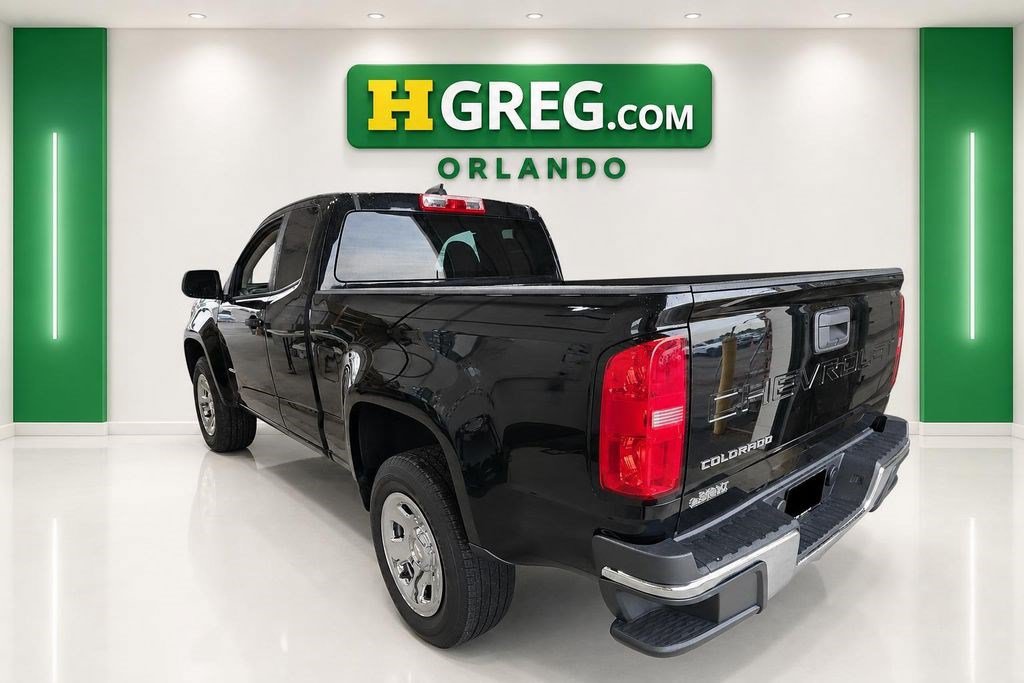 Used 2021 Chevrolet Colorado W/T RWD image 2