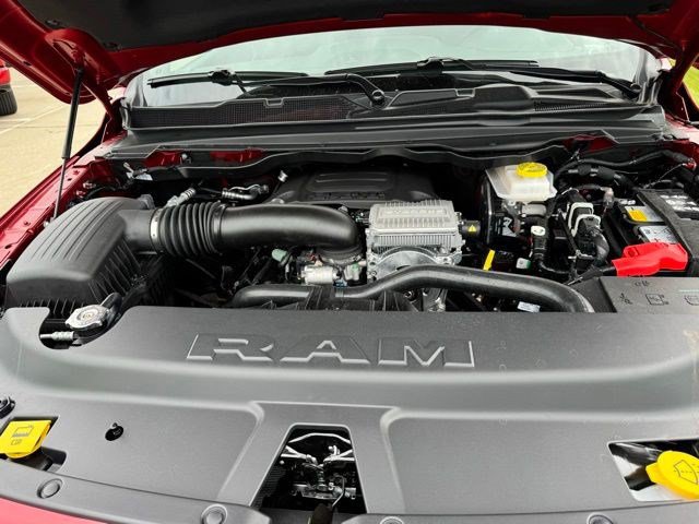 New 2026 RAM 1500 Laramie w/ Sport Appearance Package AWD/4WD image 42