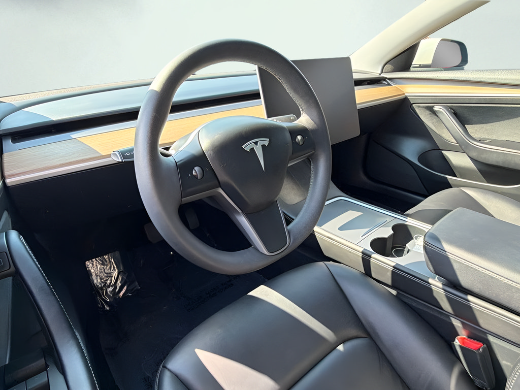 Used 2021 Tesla Model 3 Standard Range Plus RWD image 15