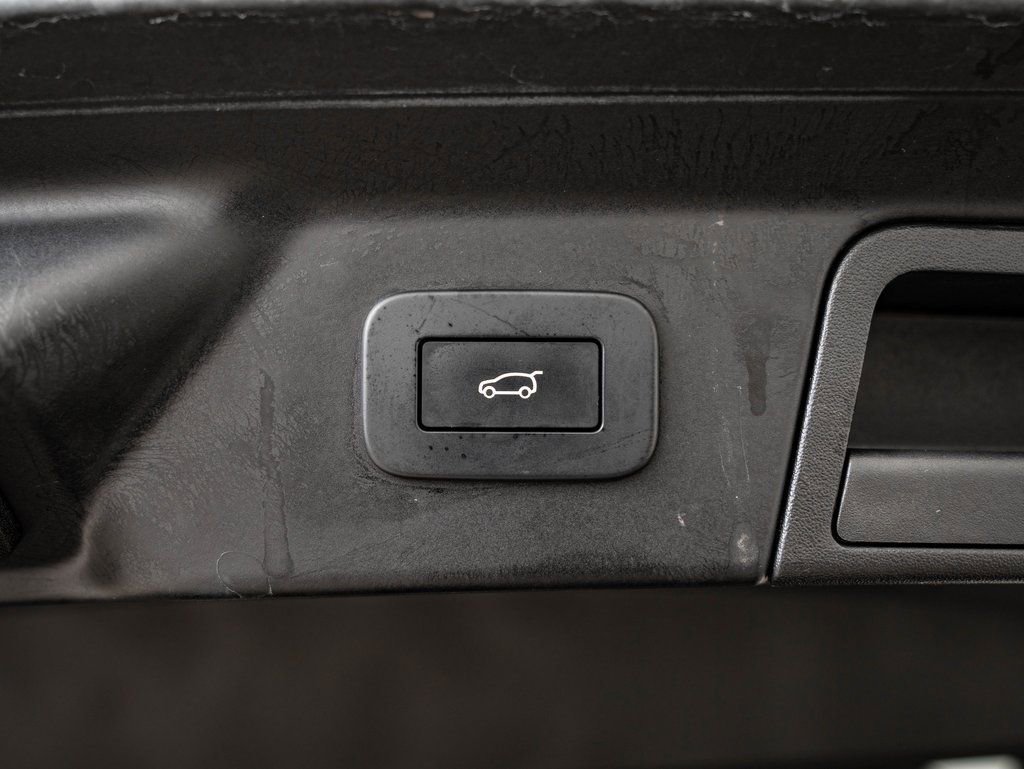 Used 2024 Land Rover Range Rover Velar Dynamic SE AWD/4WD image 22