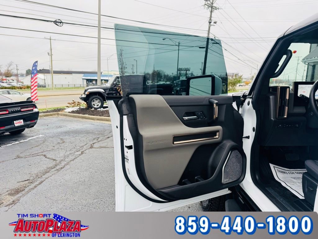 Used 2025 GMC Hummer EV 2X image 72