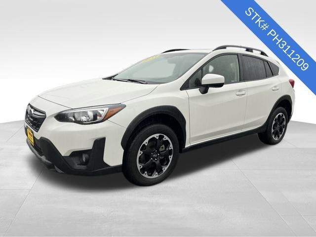 Used 2023 Subaru Crosstrek 2.0i Premium image 3