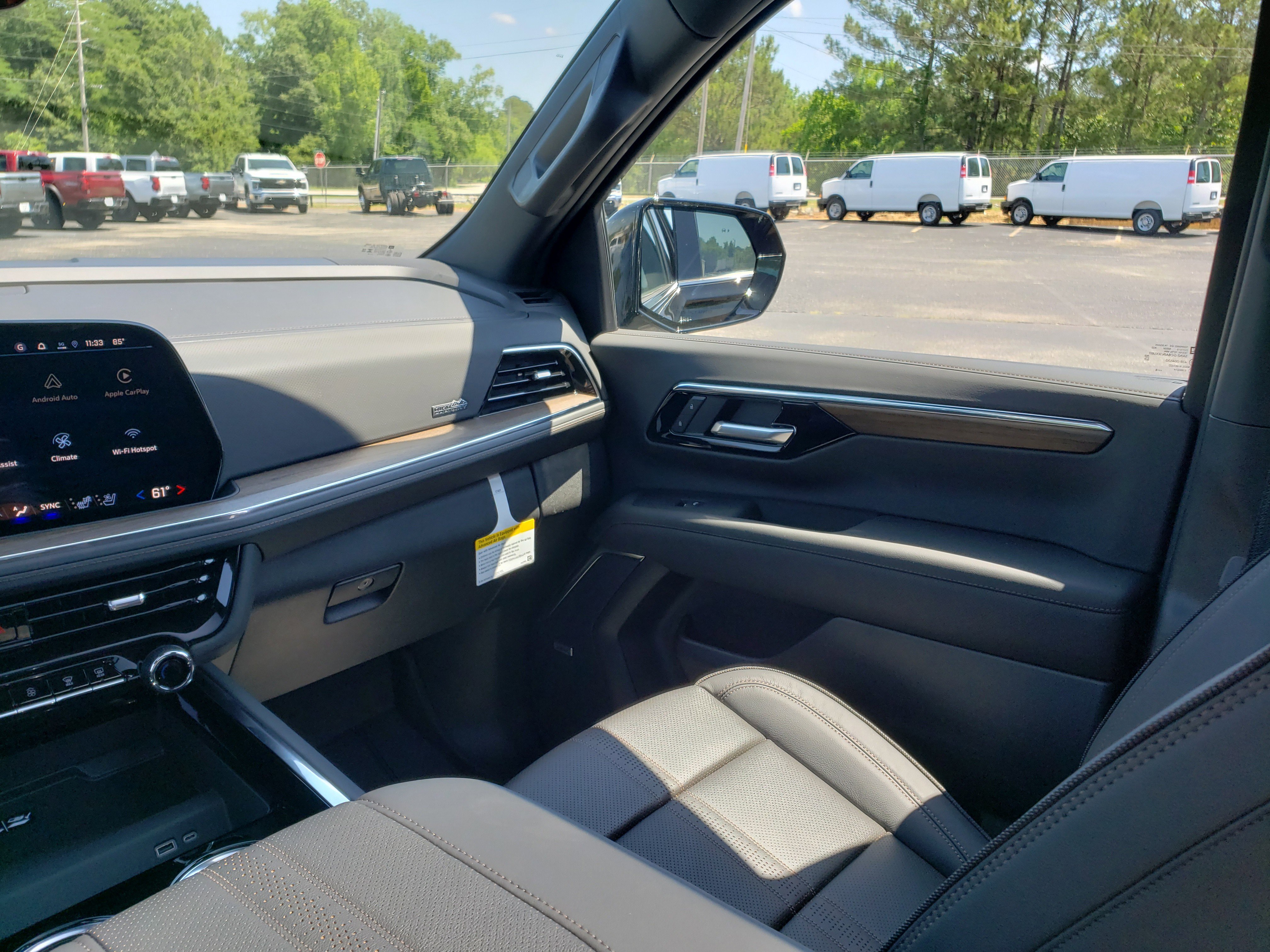 New 2026 Chevrolet Tahoe High Country w/ Sun And Tow Package AWD/4WD image 37