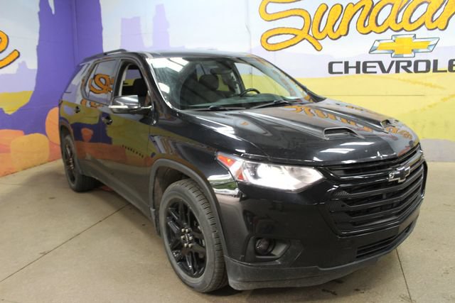 Used 2019 Chevrolet Traverse LT w/ LPO, Blackout Package AWD/4WD image 4