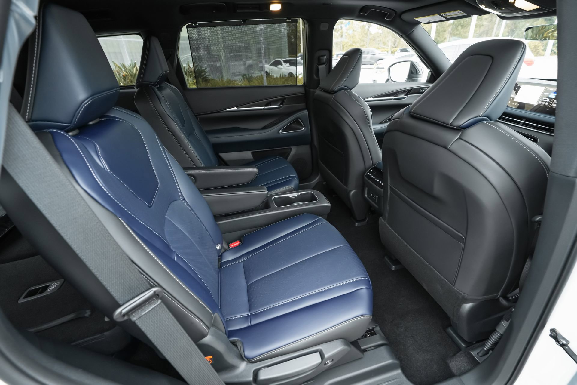 New 2026 INFINITI QX60 Sport w/ Dark Cargo Package image 27