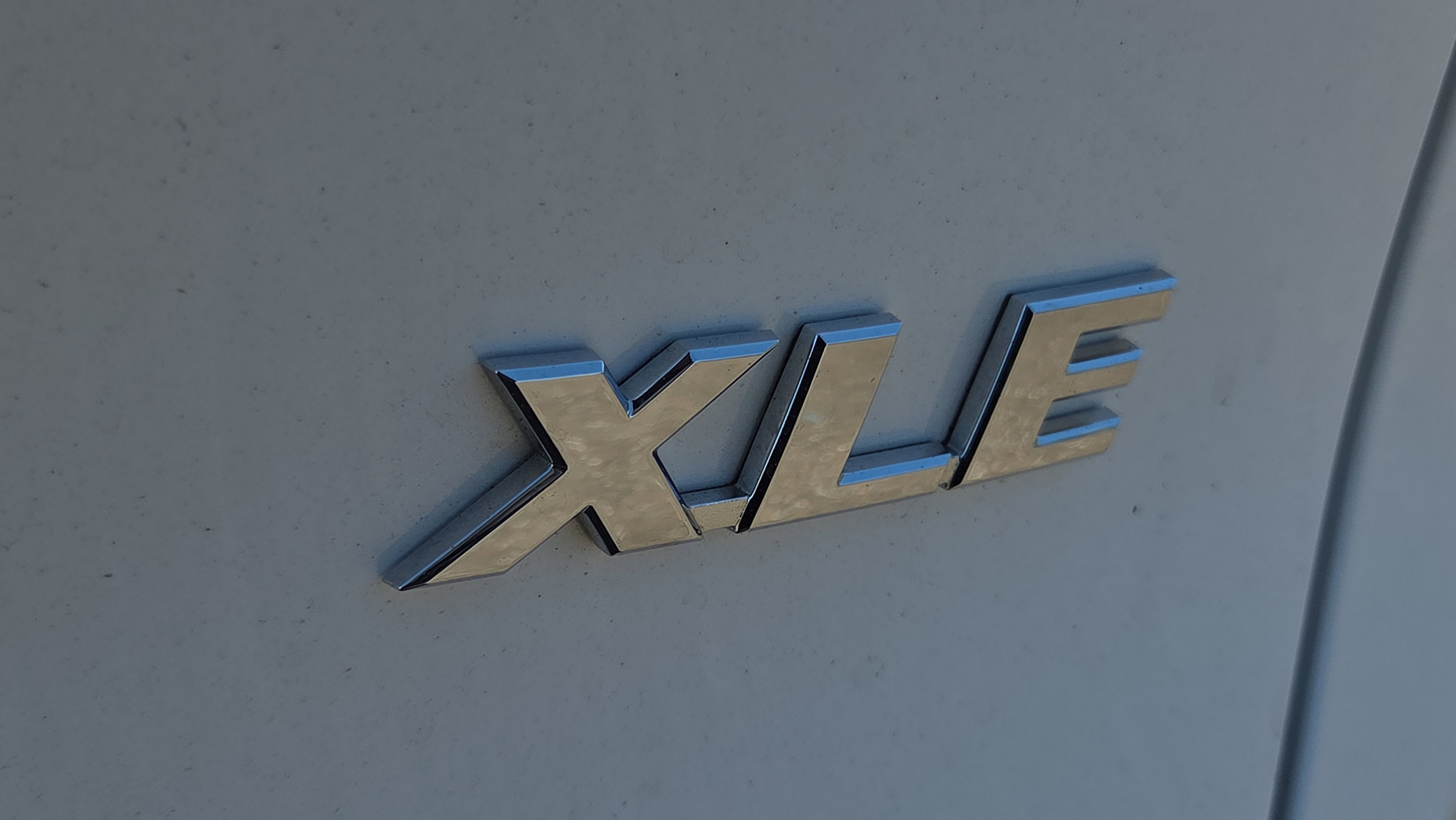 Used 2025 Toyota RAV4 XLE image 34